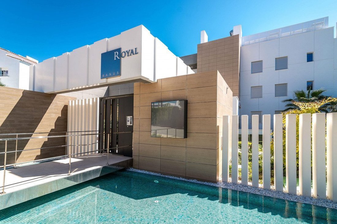 Apartment in Puerto Banus, Marbella, Spain 2 - 18856863