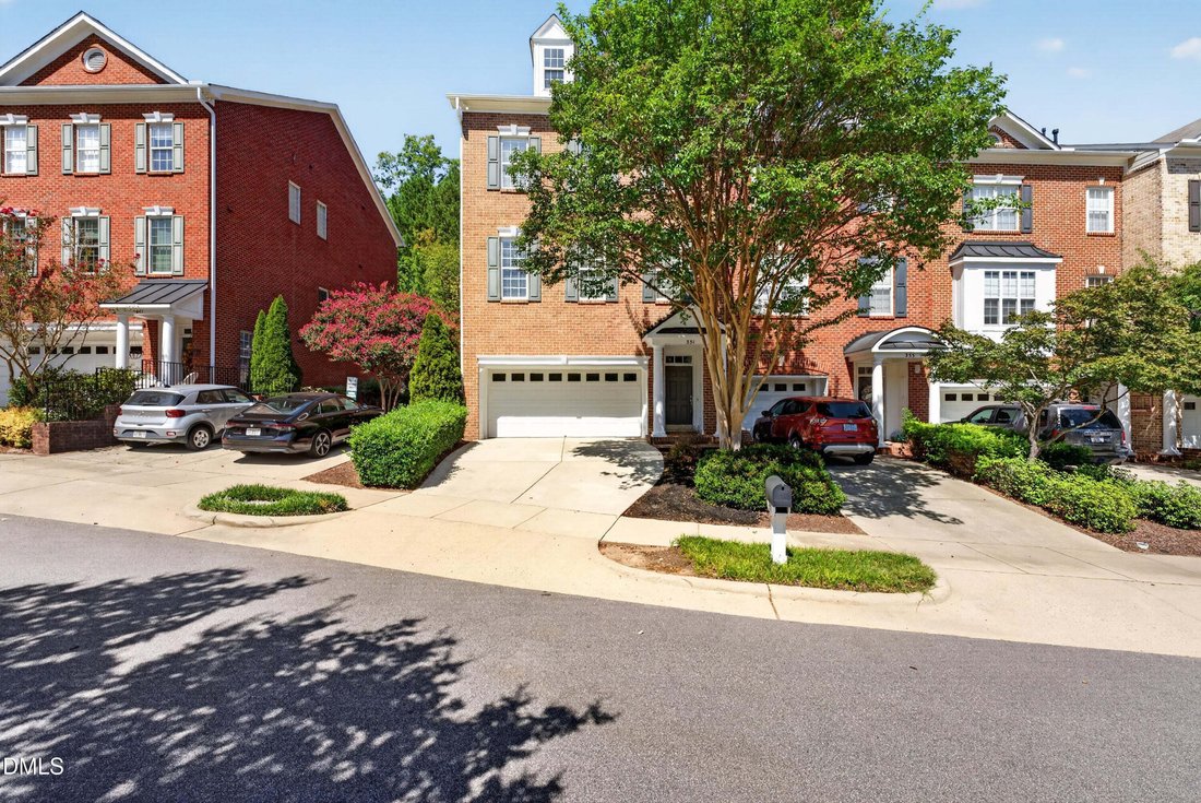 Townhouse en Cary, Carolina del Norte, Estados Unidos 2 - 18842053