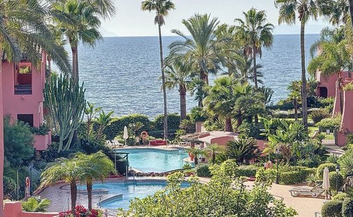 Apartment in Estepona, Andalusia, Spain 1