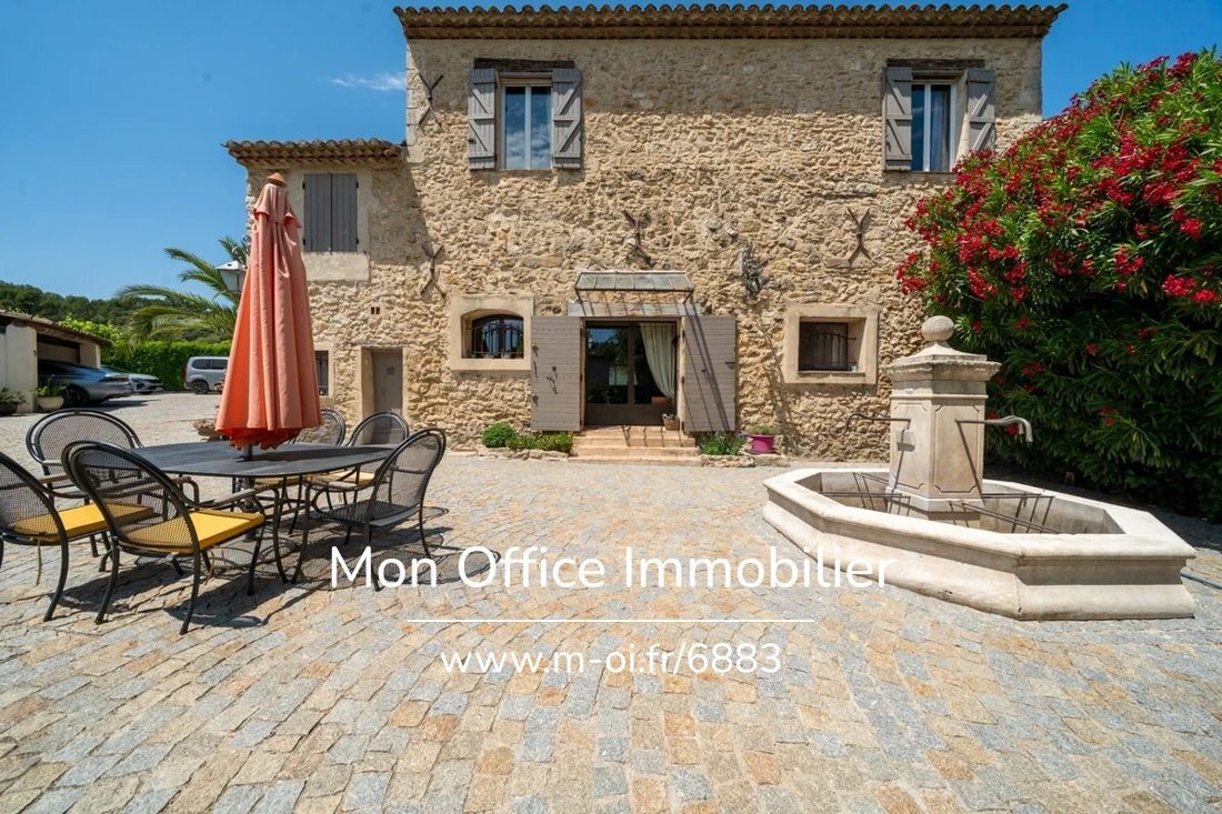 Maison à Vernègues, Provence-Alpes-Côte d'Azur, France 3 - 18844019