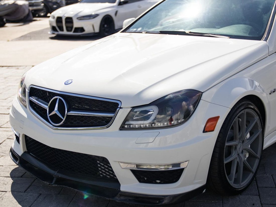 Coupe in Orlando, FL, United States 5 - 18848292