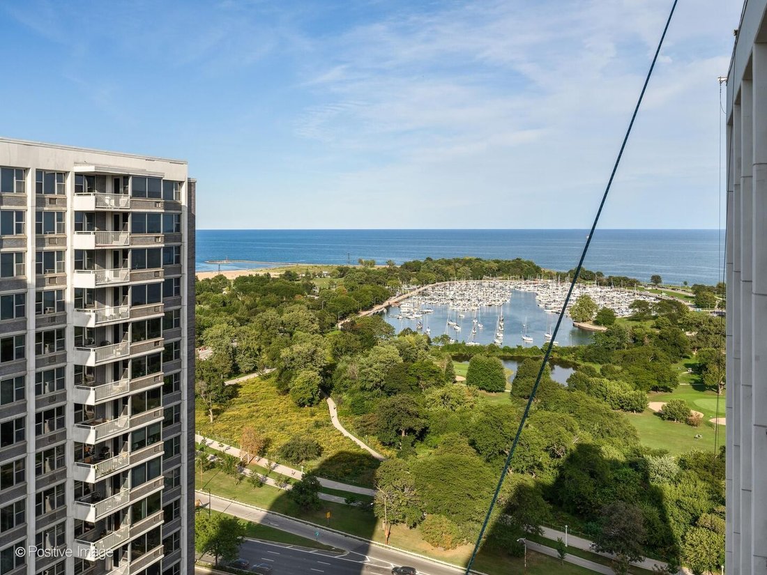 Condo in Chicago, Illinois, United States 4 - 18855693