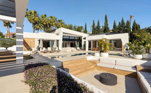 Villa in Puerto Banus, Marbella, Spain 1