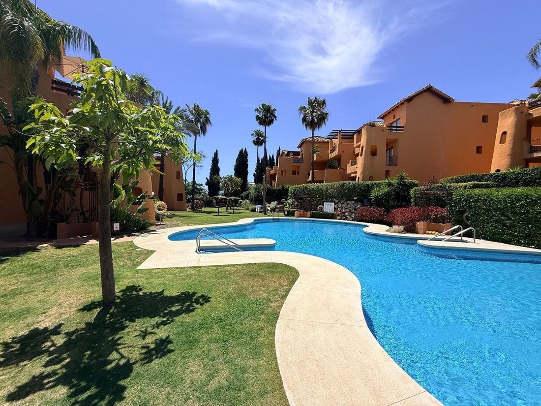 Wohnung in Cancelada, Estepona, Andalusien 3 - 18857262