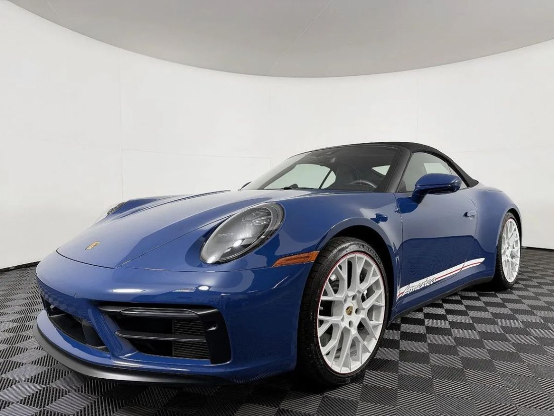 Cabriolet in Lynnwood, WA, United States 3 - 18848330