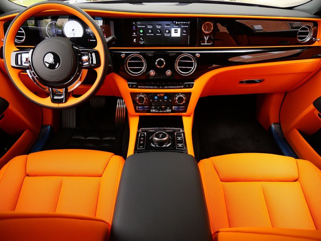 Sedan in Beverly Hills, CA, United States 4 - 18850295