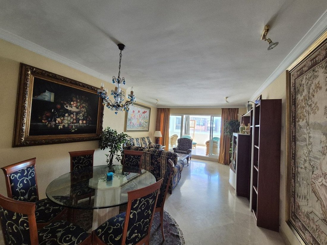 Apartment in Puerto Banus, Marbella, Spain 4 - 18857118