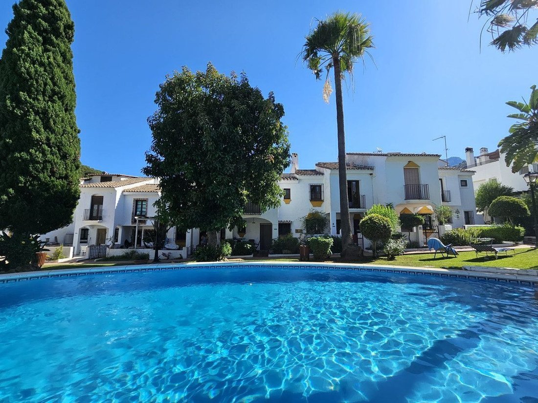 Townhouse en Benahavís, Andalucía, España 1 - 18857702