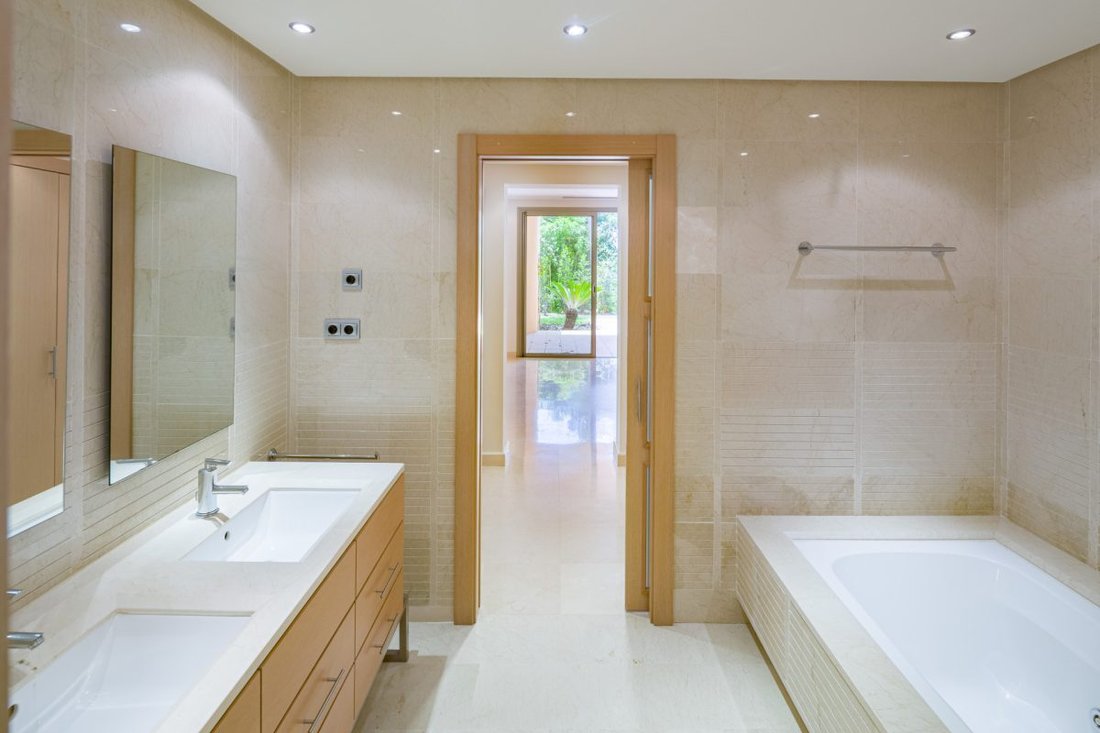 Apartment in Sierra Blanca, Marbella, Spain 1 - 18857326