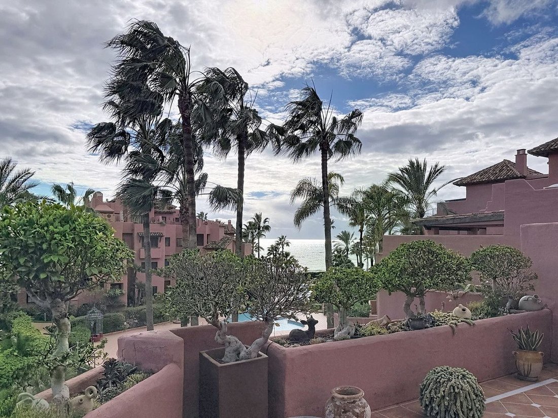 Wohnung in Gualdalmansa, Estepona, Andalusien 1 - 18857629