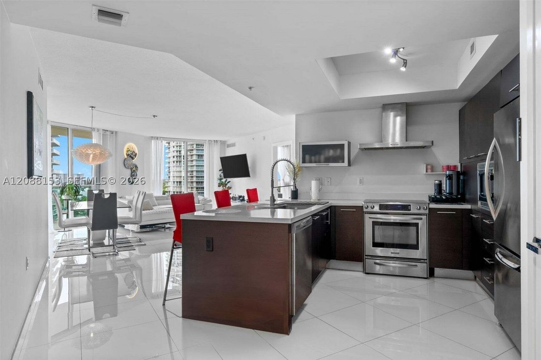 Condominio a Golden Beach, Florida, Stati Uniti 1 - 18854634