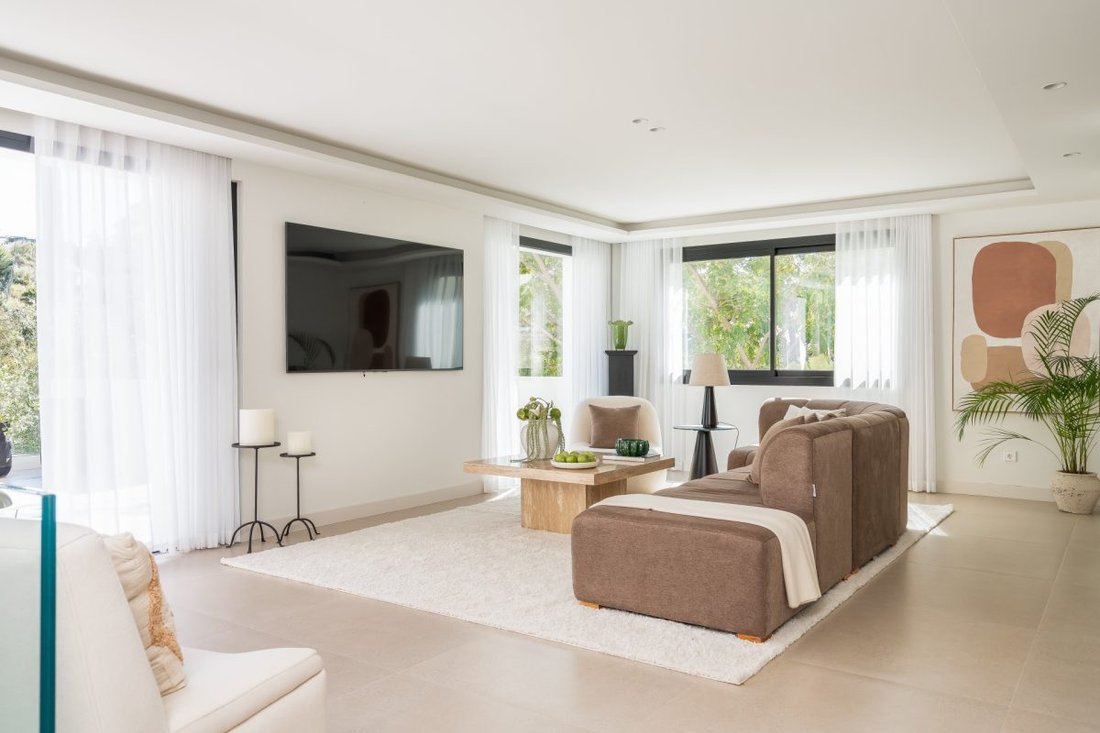 Villa in Nueva Andalucia, Marbella, Spain 4 - 18857254