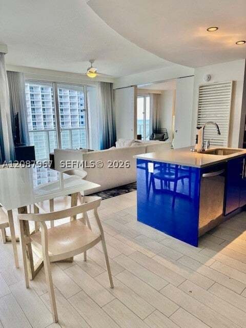 Condo in Fort Lauderdale, Florida, United States 3 - 18851419
