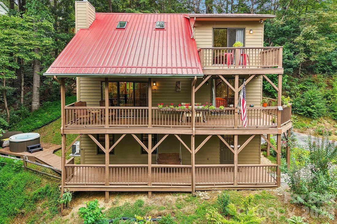 Maison à Maggie Valley, Caroline du Nord, États-Unis 1 - 18844029