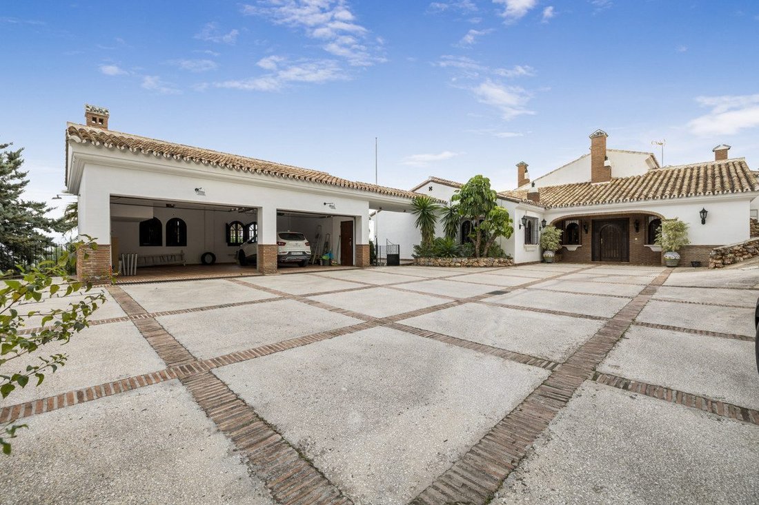 Villa in Alhaurin el Grande, Andalusia, Spain 3 - 18862500