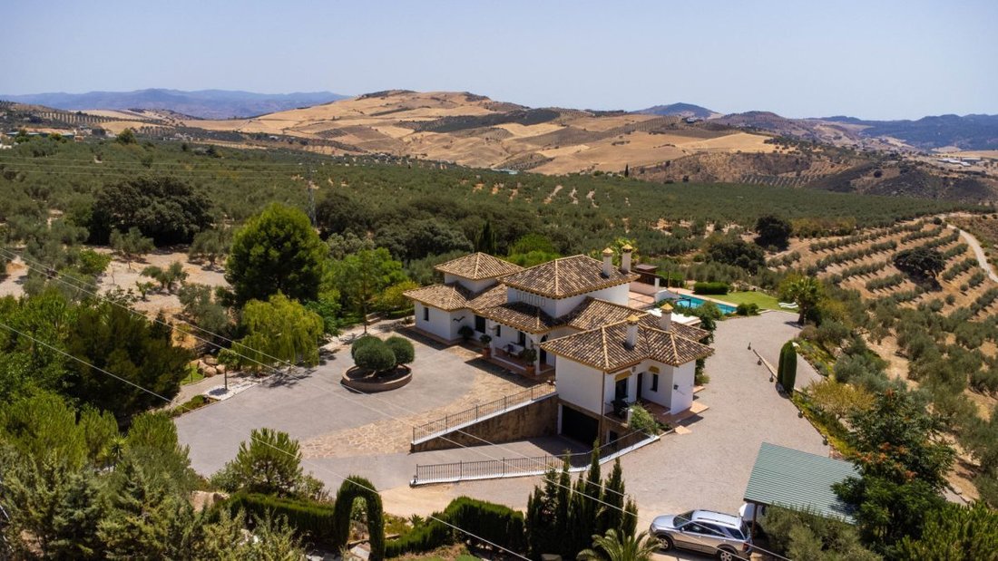 Villa in Villanueva de la Concepción, Andalusien, Spanien 2 - 18857573