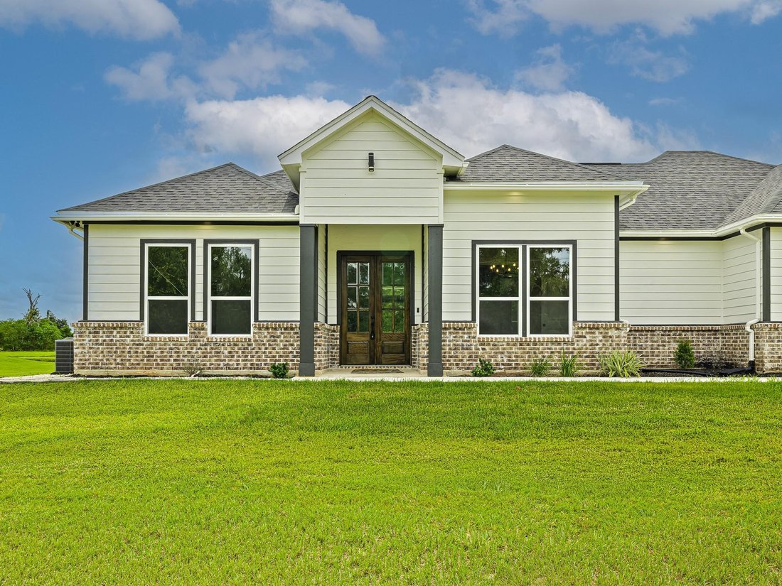 House in Angleton, Texas, United States 2 - 18851672