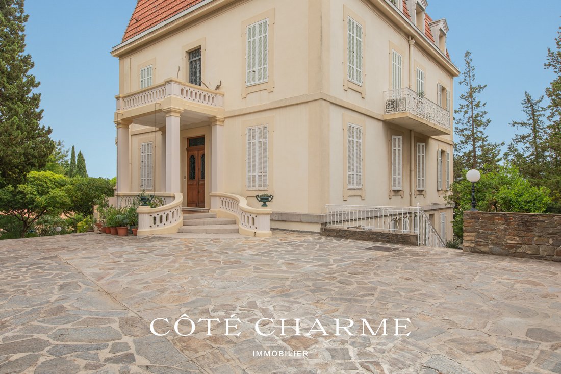 Appartamento a Hyères, Provenza-Alpi-Costa Azzurra, Francia 4 - 18844149