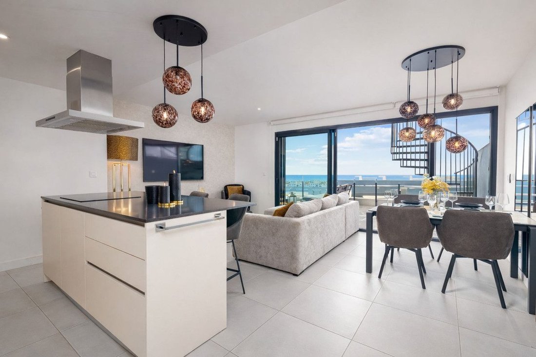 Wohnung in Estepona, Andalusien, Spanien 1 - 18856483