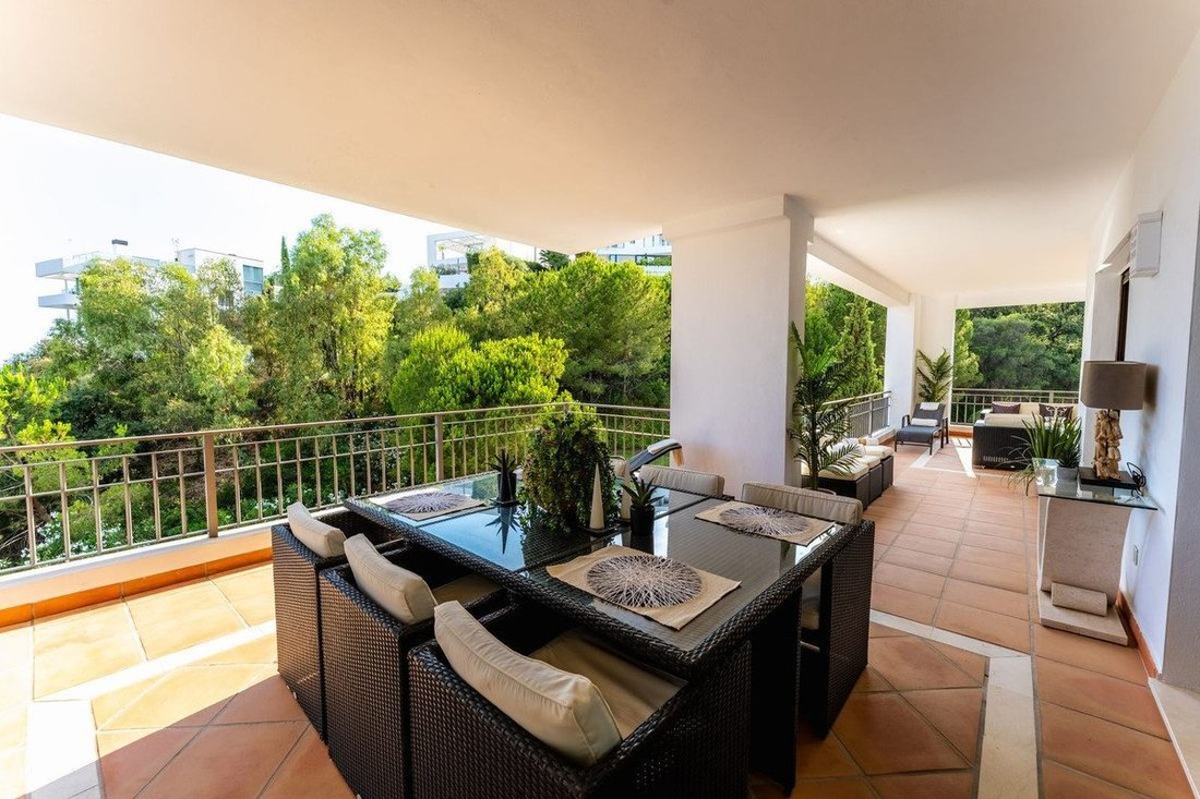 Apartment in La Quinta, Benahavis, Andalusia 2 - 18856474