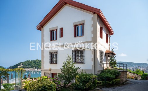 Villa in Mendebaldea, Donostia-San Sebastián, Spanien 1