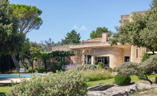 House in Gordes, Provence-Alpes-Côte d'Azur, France 1