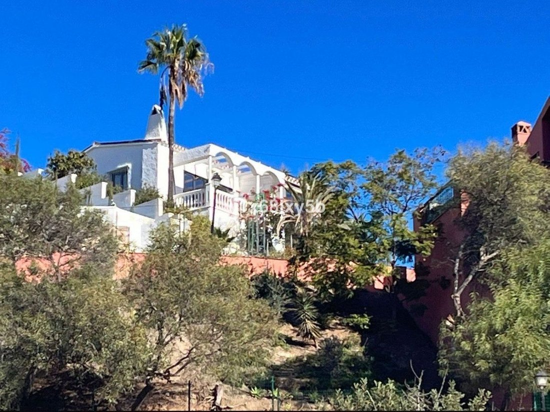 Villa in Fuengirola, Andalusien, Spanien 1 - 18858316