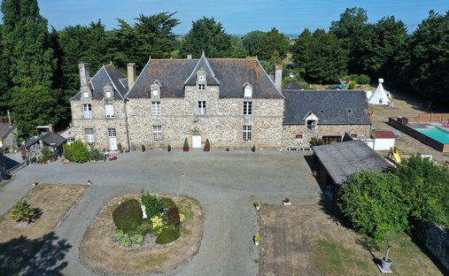 Château à Cherrueix, Bretagne, France 1