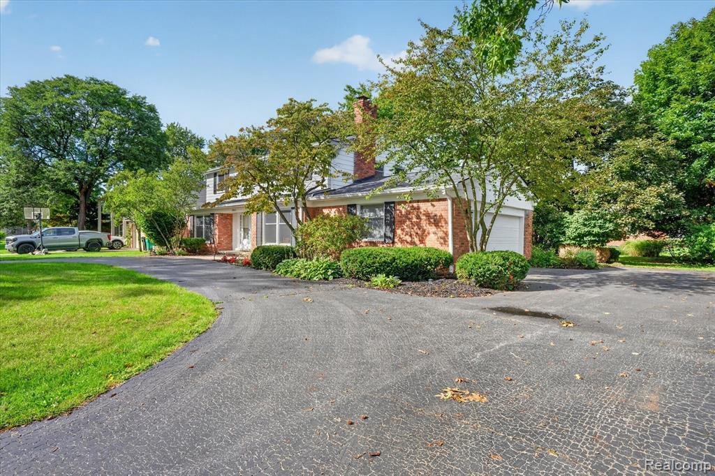 House in Farmington Hills, Michigan, United States 4 - 18846436