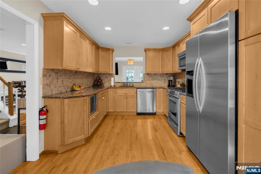 Condo in West Orange, New Jersey, United States 5 - 18844813