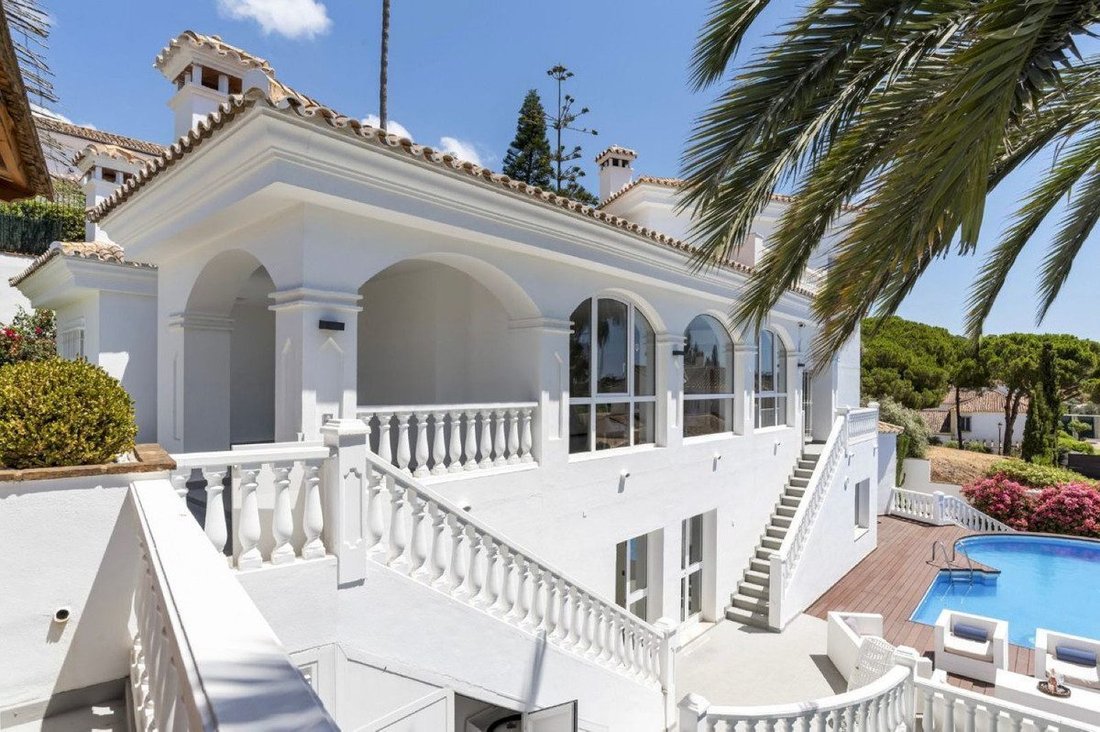 Villa à Elviria-Cabopino, Marbella, Espagne 1 - 18857052