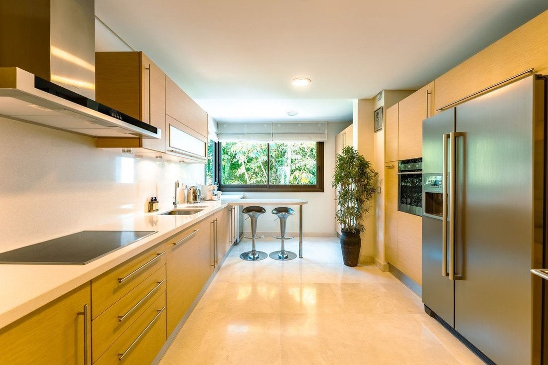 Apartamento en La Quinta, Benahavís, Andalucía 5 - 18859093