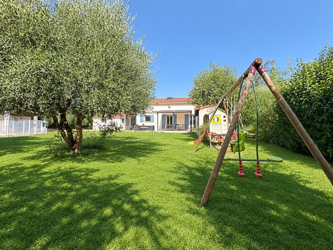 Casa en Grasse, Provenza-Alpes-Costa Azul, Francia 2 - 18844421