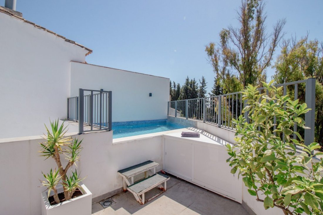Villa in San Pedro de Alcantara, Andalusia, Spain 1 - 18857130