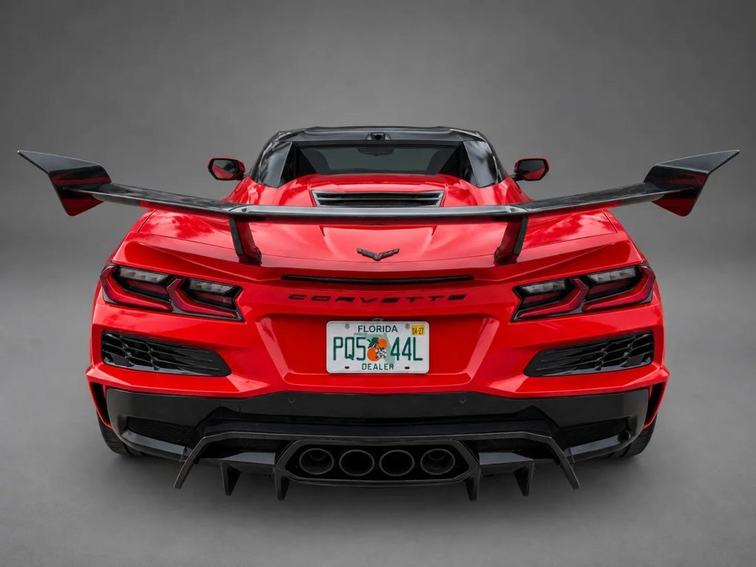 Cabriolet in Hollywood, FL, United States 4 - 18850821