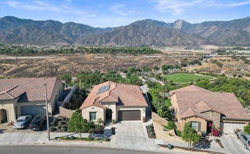Casa a Corona, California, Stati Uniti 1