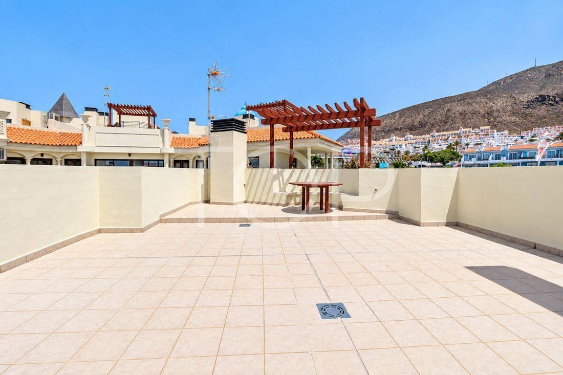 Penthouse in Los Cristianos, Canary Islands, Spain 2 - 18846586