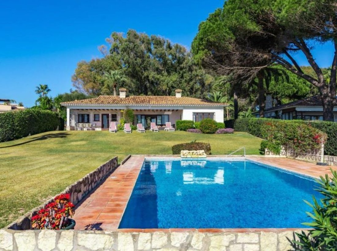 Villa a Estepona, Andalusia, Spagna 2 - 18862166