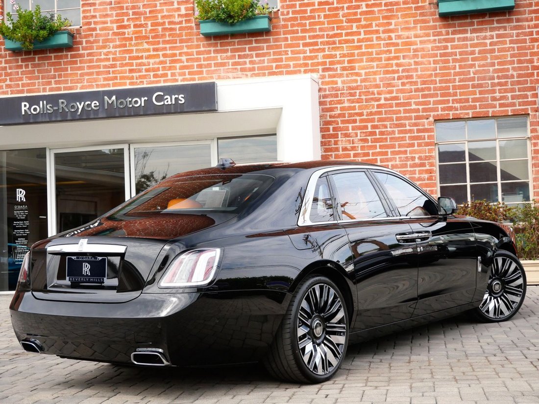 Sedan in Beverly Hills, CA, United States 2 - 18850295