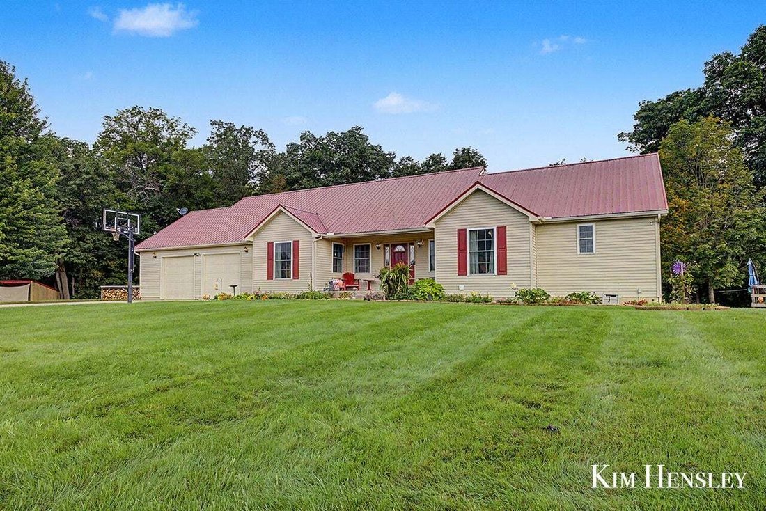House in Twin Lake, Michigan, United States 2 - 18846451
