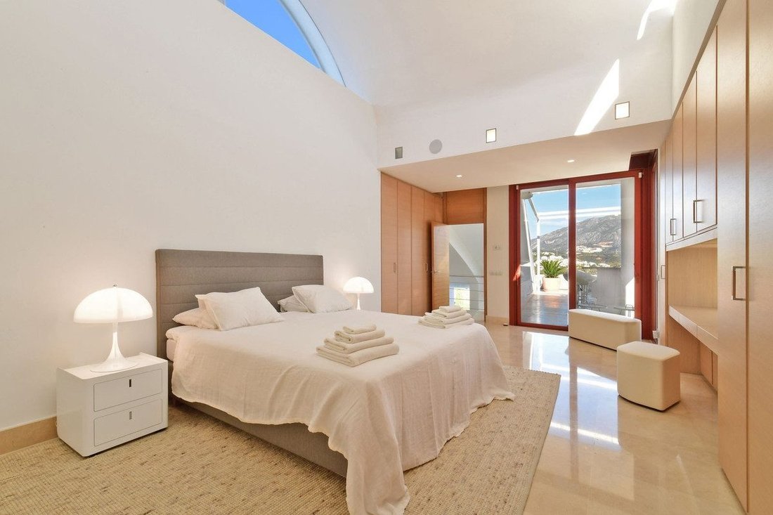 Villa in Puerto Banus, Marbella, Spain 4 - 18853005