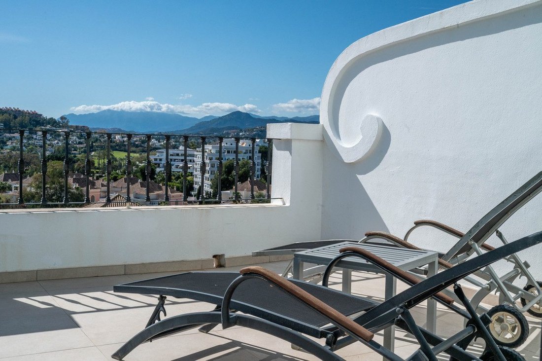 Townhouse in Nueva Andalucia, Marbella, Spain 4 - 18857655