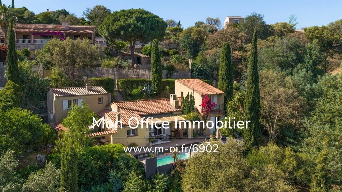 House in Sud Ouest, Bormes-les-Mimosas, France 1 - 18843694