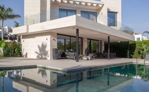 Villa in Puerto Banus, Marbella, Spain 1