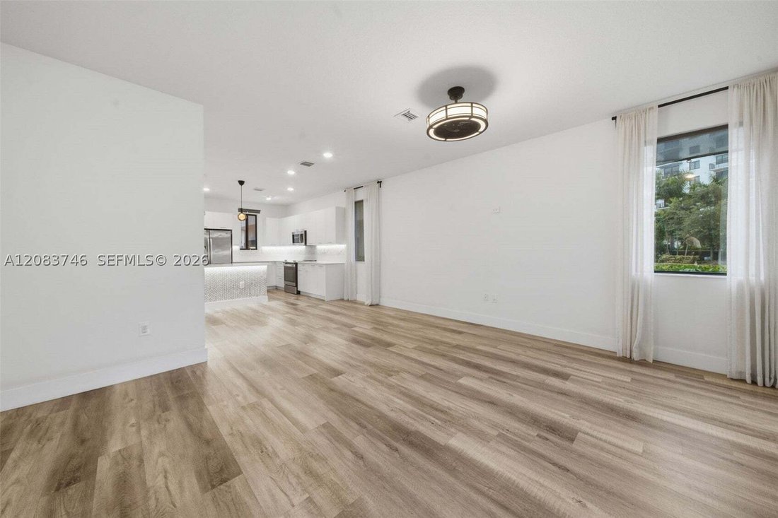 Townhouse en Miami Springs, Florida, Estados Unidos 5 - 18854627