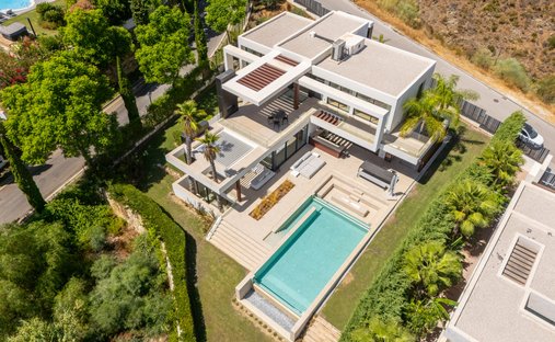 Villa in Benahavis, Andalusia, Spain 1