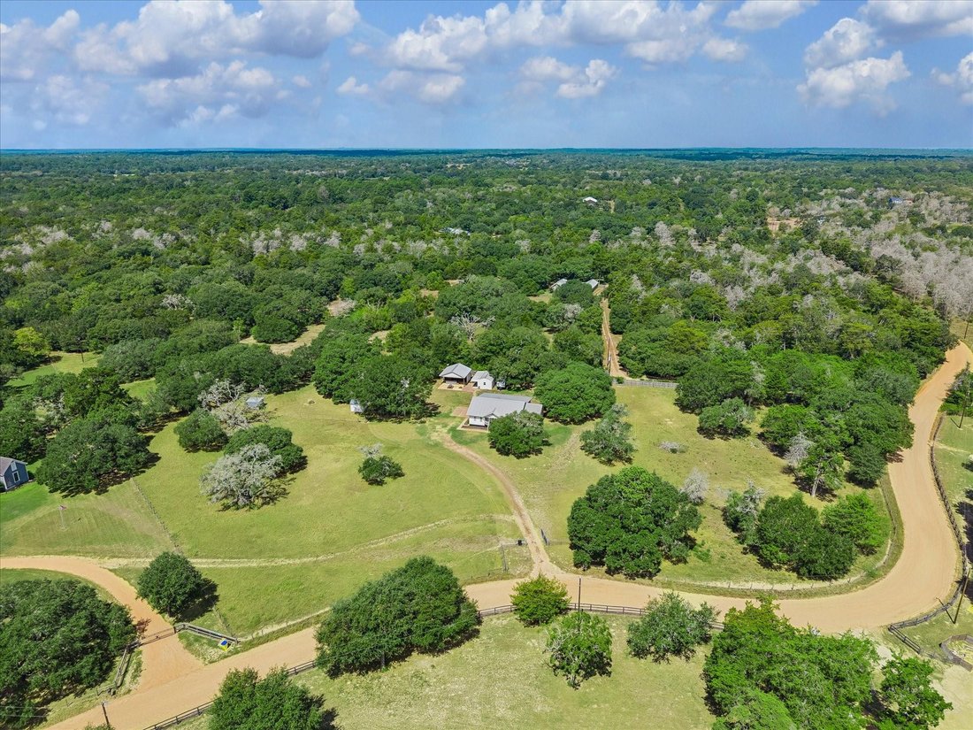 House in Cat Spring, Texas, United States 5 - 18851680