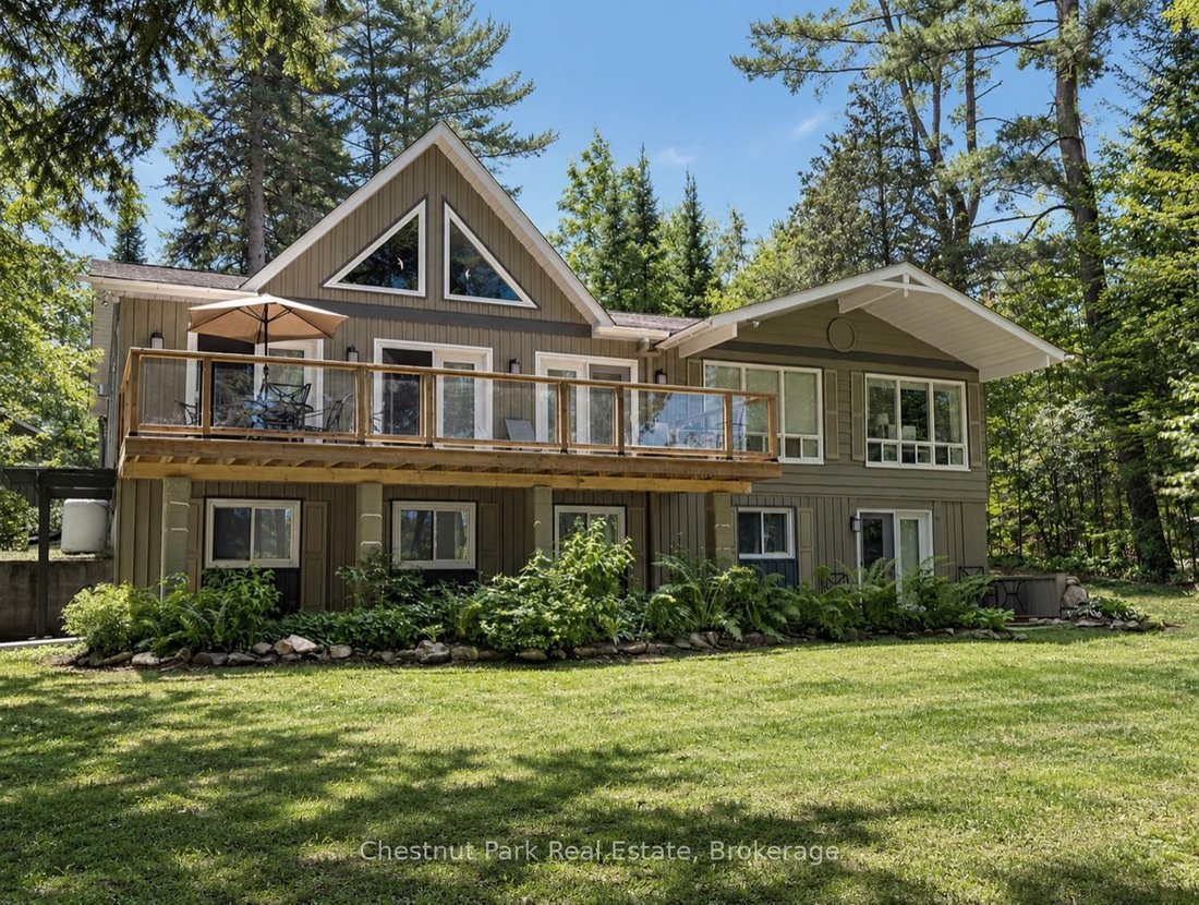 House in Gooderham, Ontario, Canada 1 - 17927040