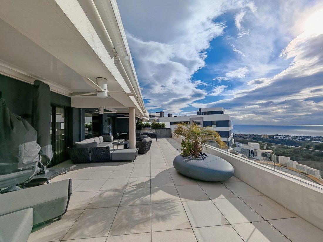 Apartment in Marbella, Andalusia, Spain 3 - 18859038