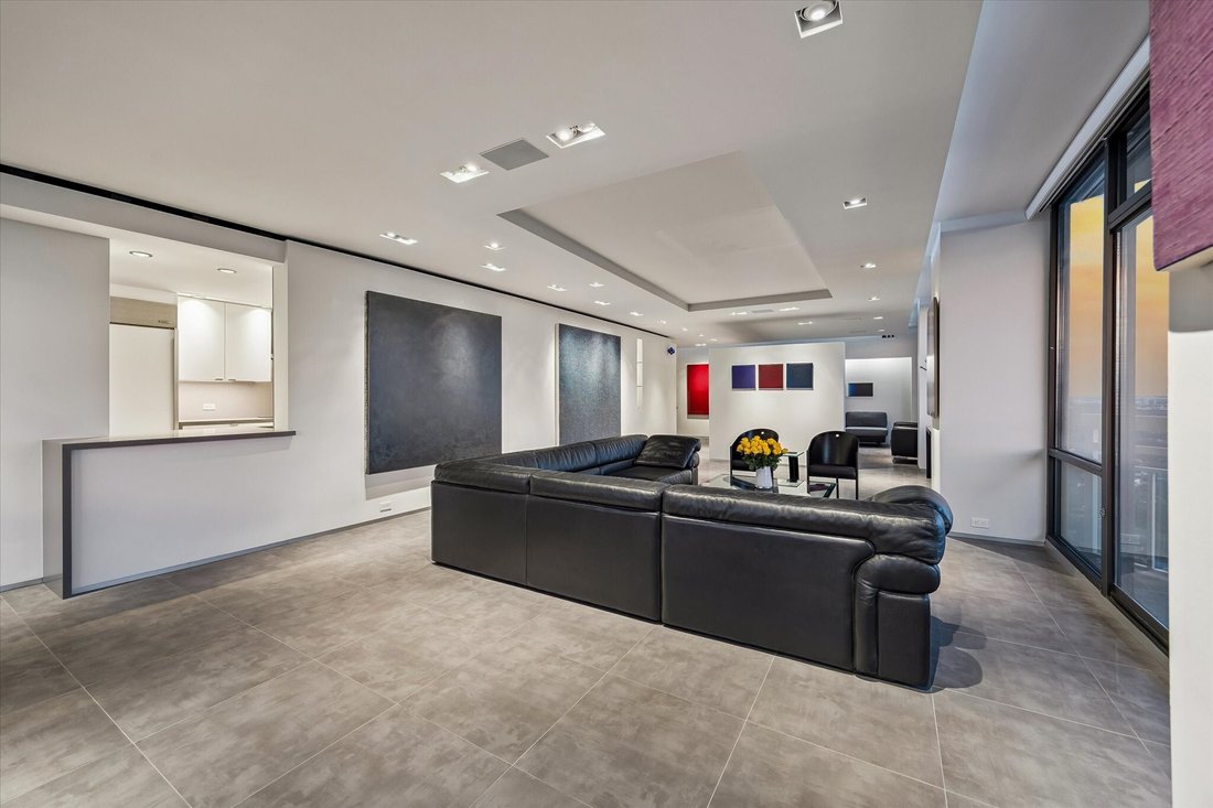 Condo in Houston, Texas, United States 5 - 18849255